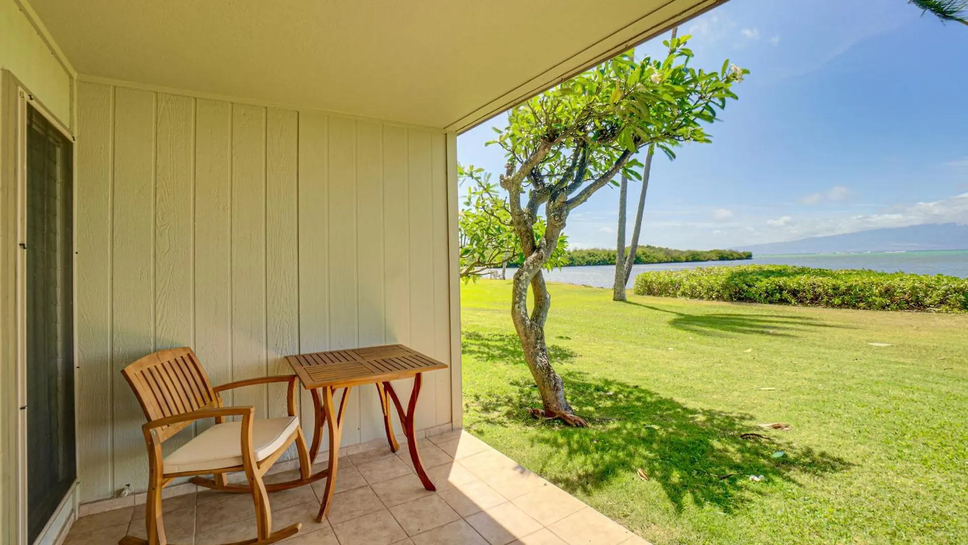 Oceanfront Condo With Pool And Grills In Molokai! Kaunakakai Appartement